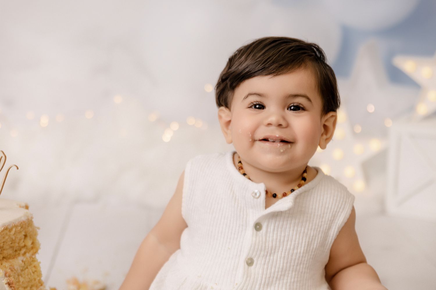 cake smash photos near me Boca Raton, Aventura cake smash photographer, cake smash portrait stufio Miami