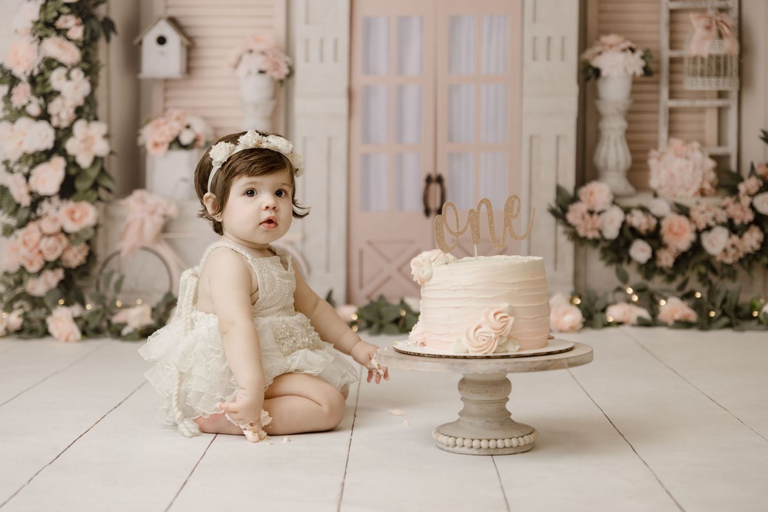 cake smash photographer Coral Gables, Miami cake smash photography, baby portraits near me Pinecrest FL,, Milestone sessions Miami
