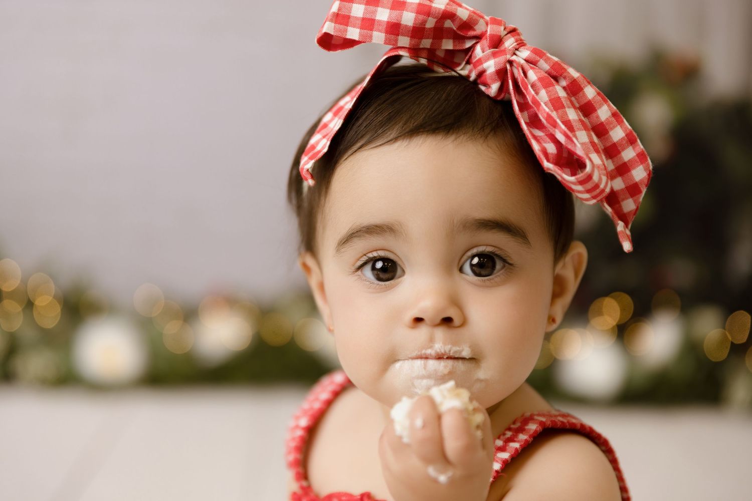 Miami cake smash photographer, cake smash photography Key Biscayne, baby milestone portraits Miami, baby photographer near me