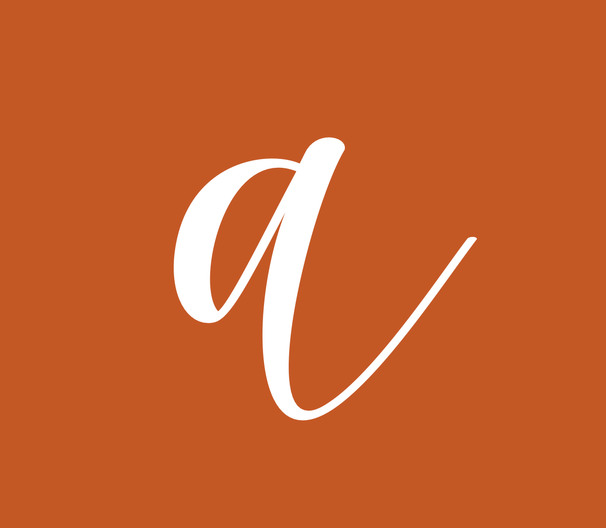 Logo “a” blanc sur fond terracotta, représentant la marque de la photographe documentaire Amandine Derimay.