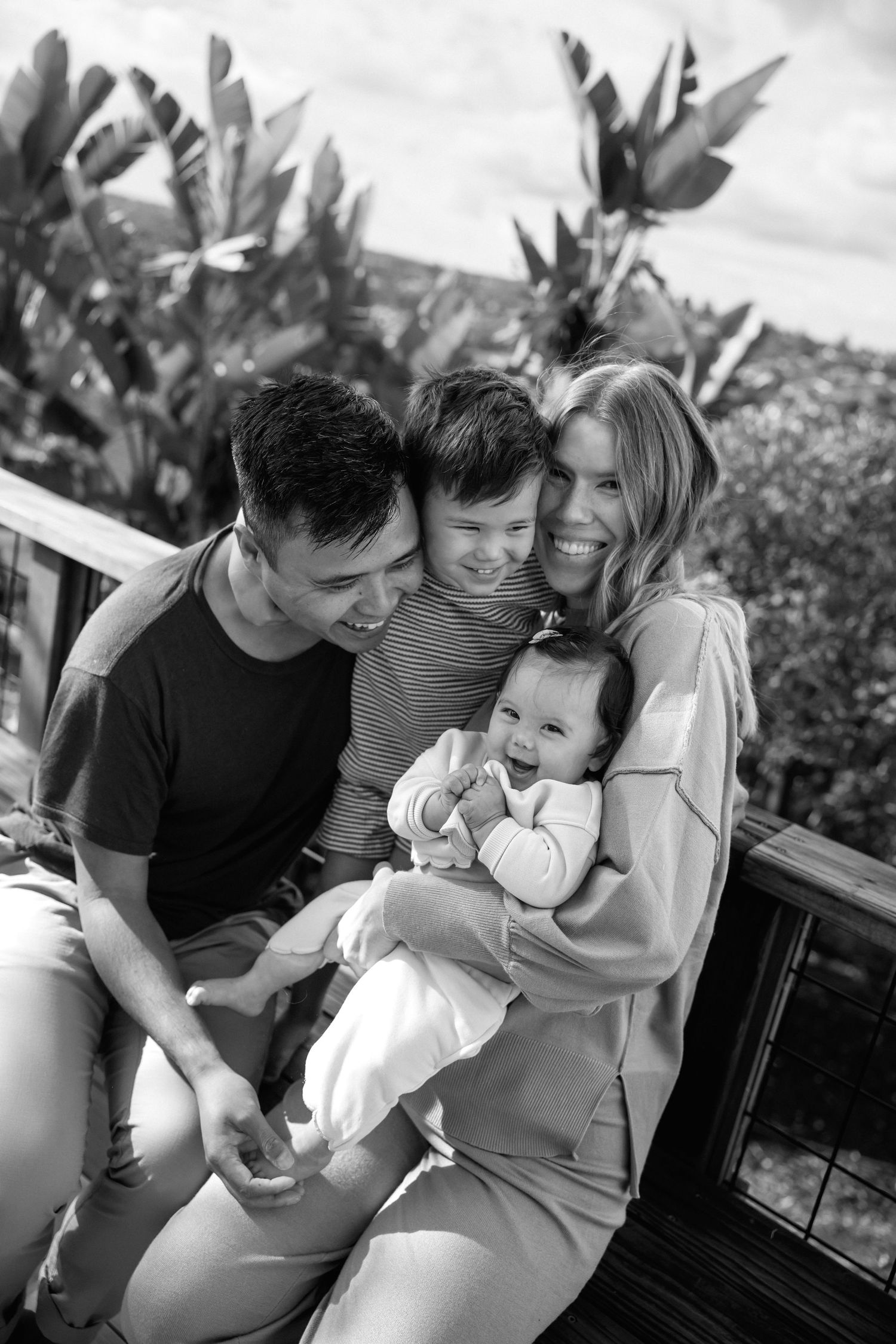 in-home backyard family photos