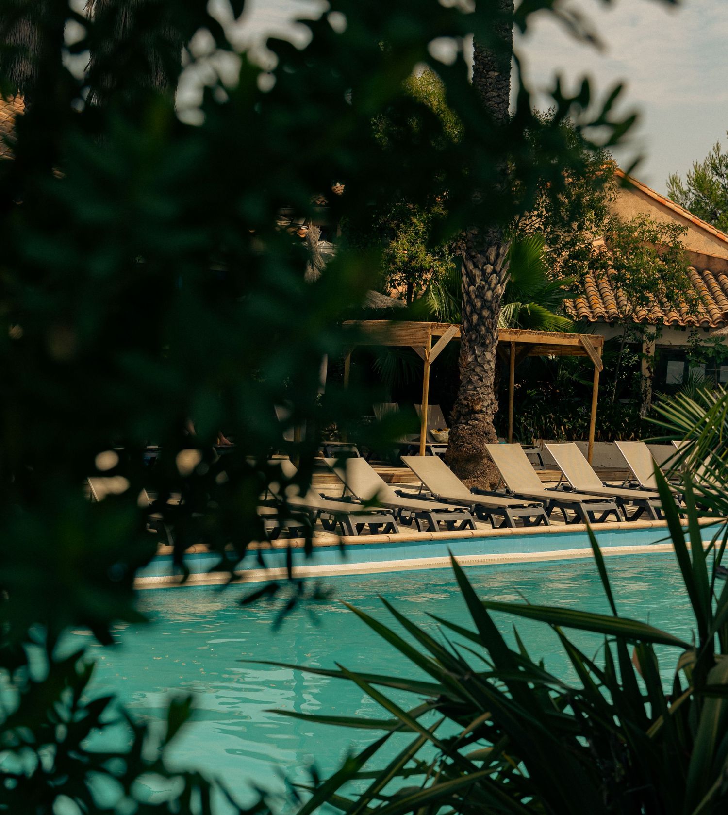Commercial cinematic  photography of a  pool  by Pozik Studio, Catalunya  shot in France