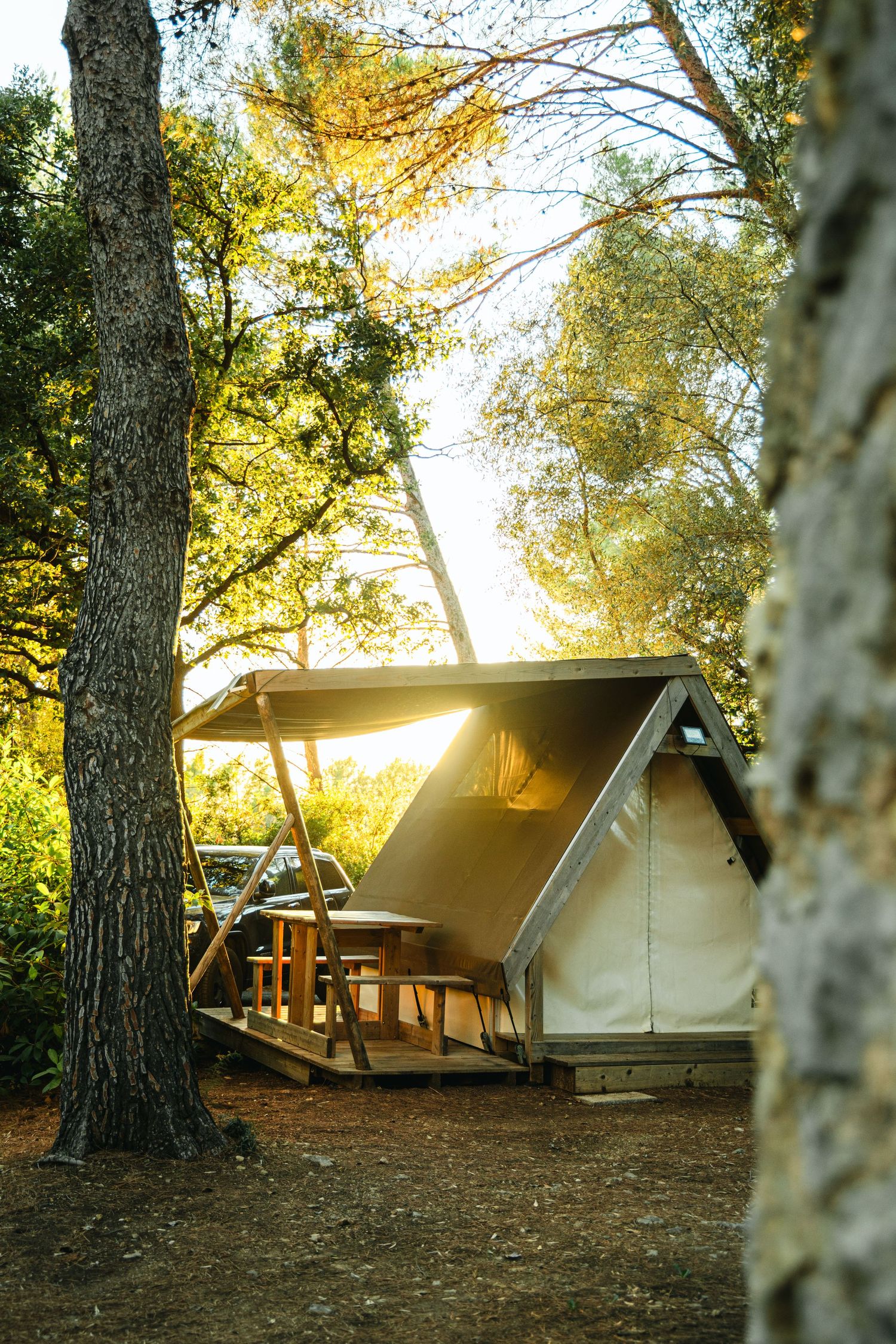 Commercial cinematic  photography of a camping by Pozik Studio, Catalunya shot in France