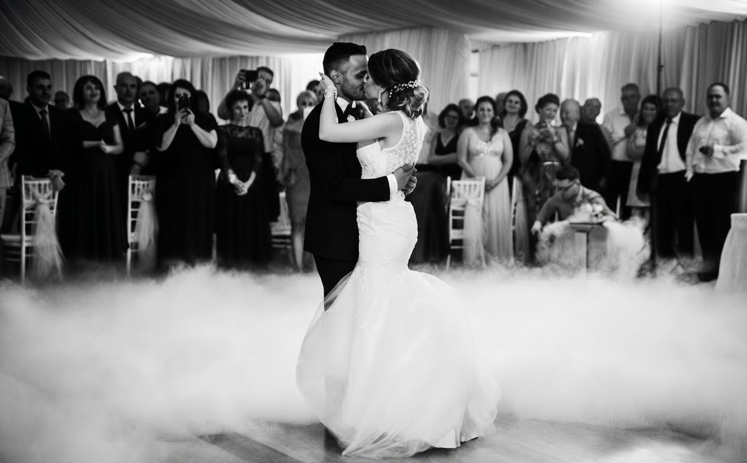 Documentary-style wedding photography, Pozik Studio, Catalunya