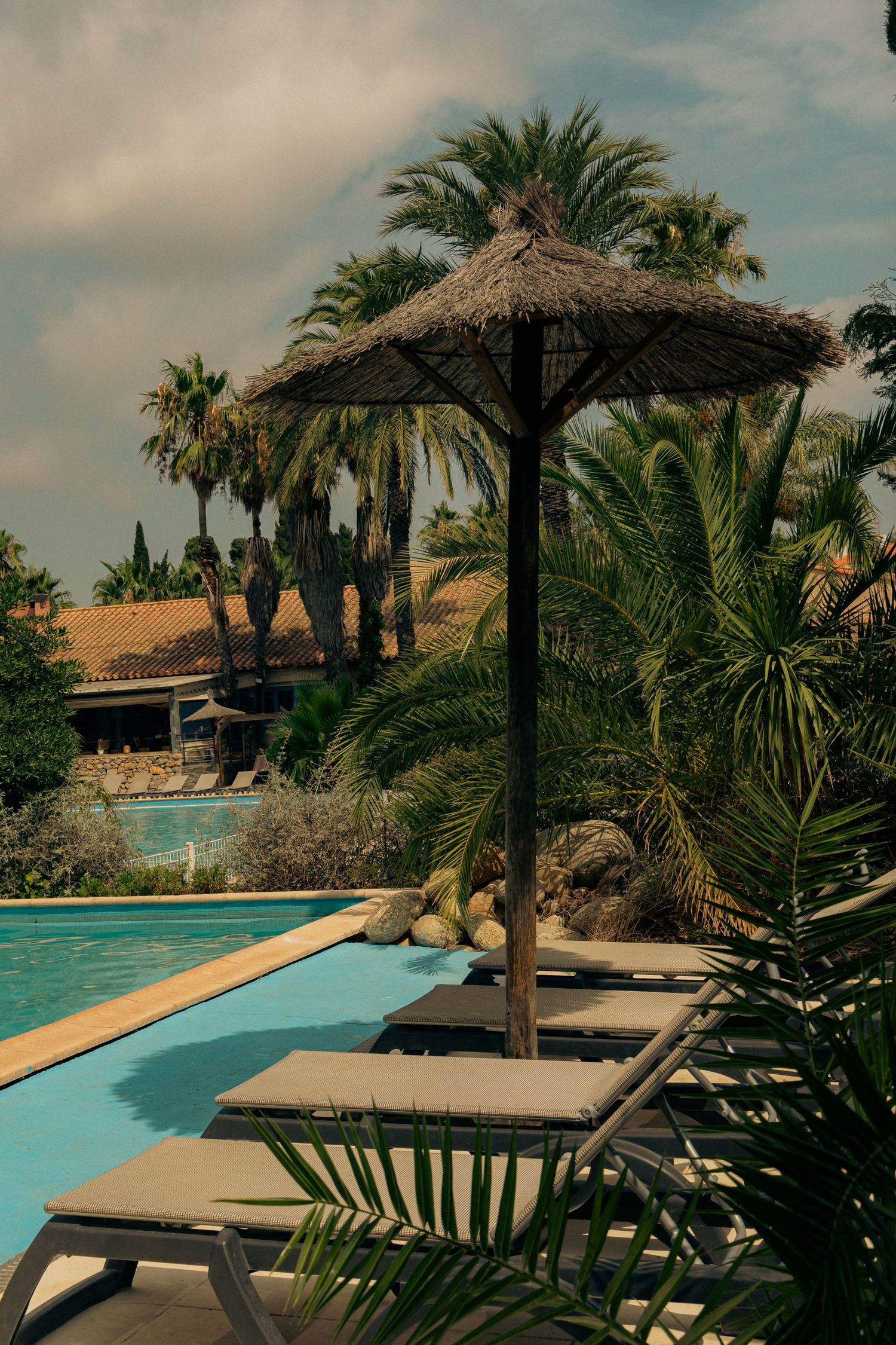 Commercial cinematic  photography of a  pool  by Pozik Studio, Catalunya  shot in France