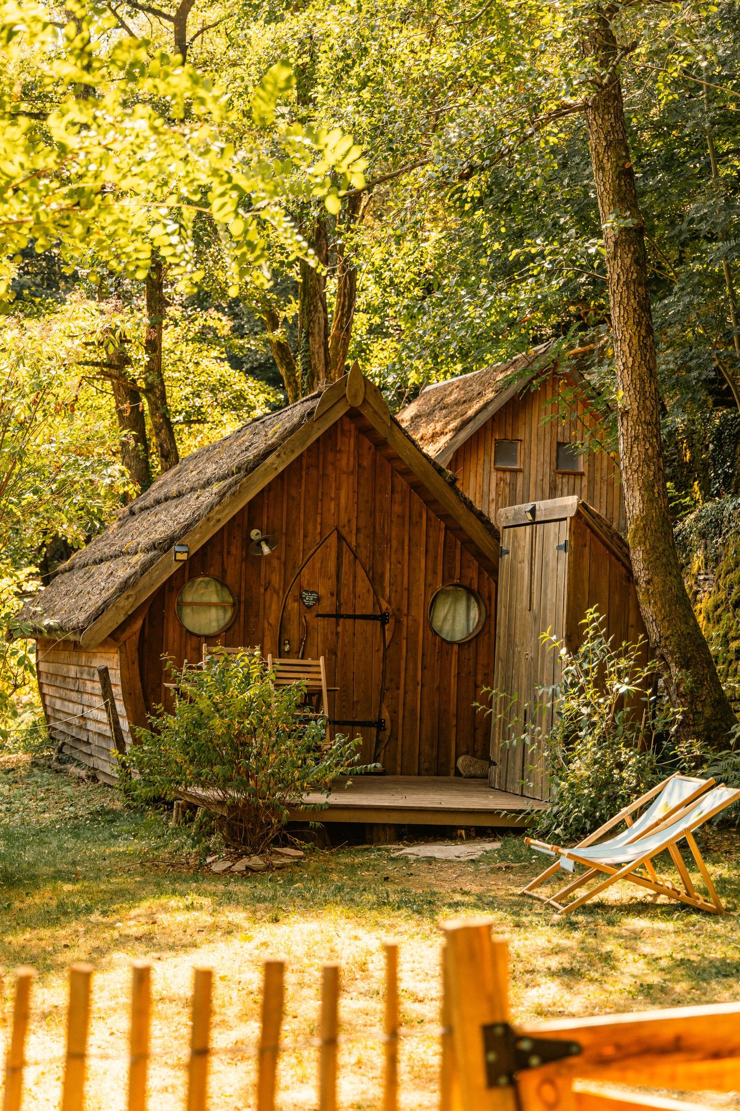 Commercial cinematic  photography of a camping by Pozik Studio, Catalunya shot in France