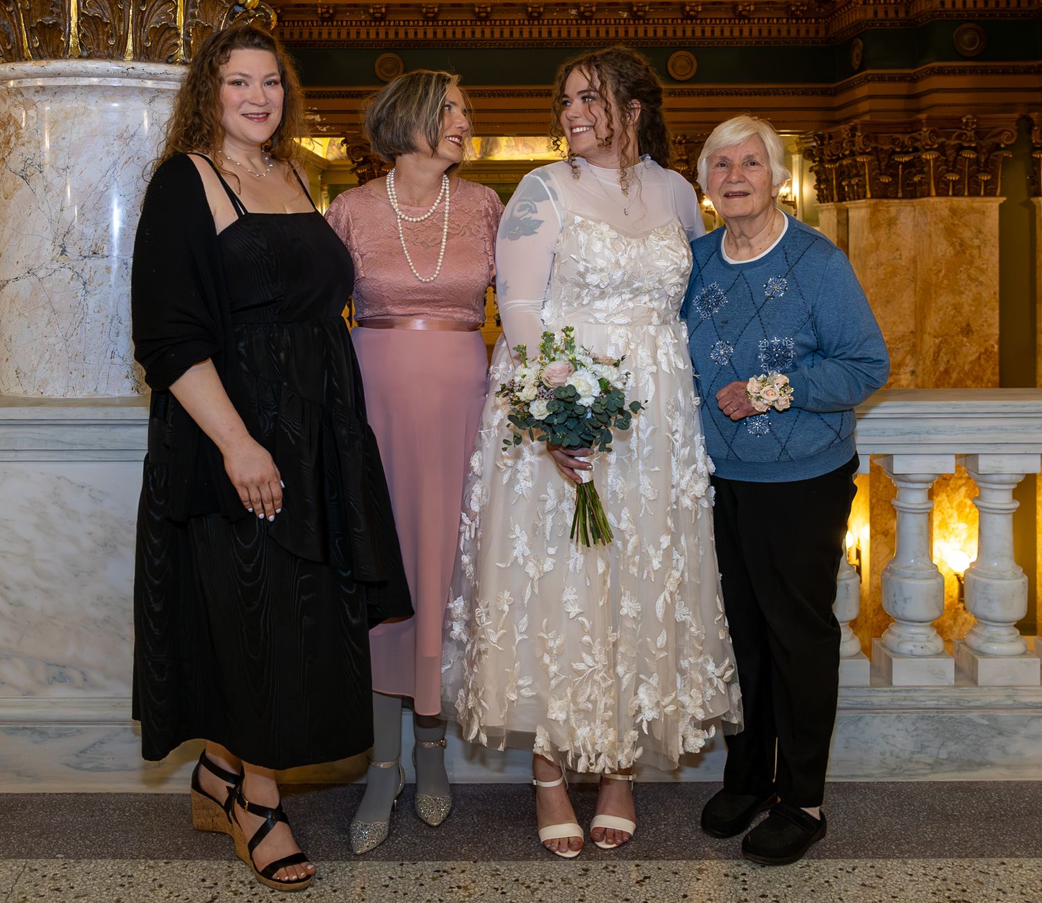 Central Iowa Photographer | Des Moines Iowa Photographer | Des Moines Wedding Photographer | Iowa Engagement Photographer | Des Moines, Iowa