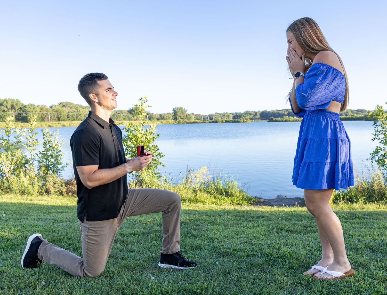 Central Iowa Photographer | Des Moines Iowa Photographer | Des Moines Family Photographer | Iowa Engagement Photographer | Des Moines, Iowa