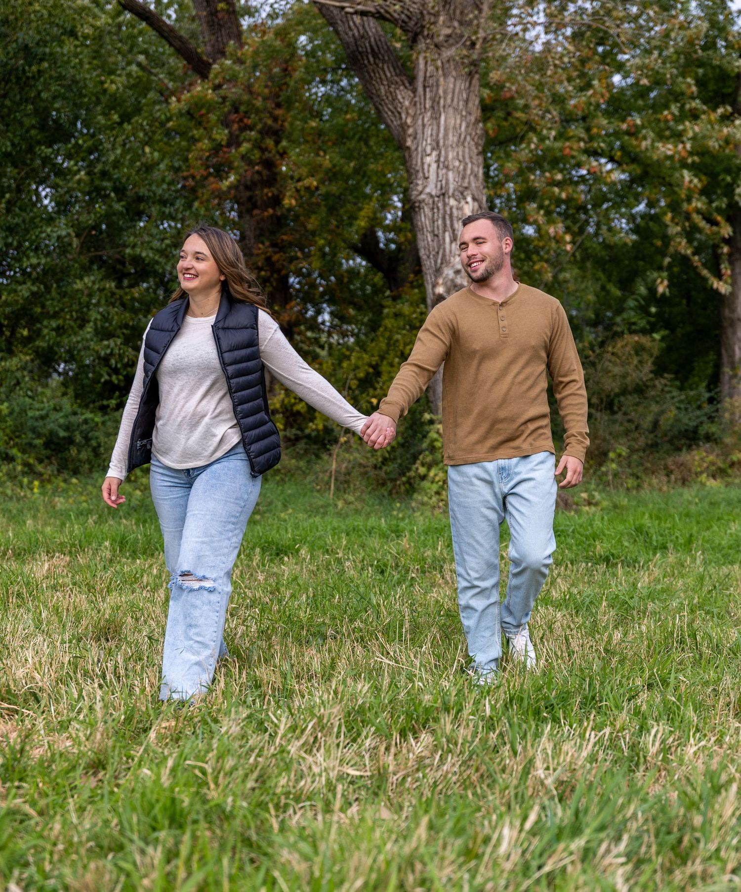 Central Iowa Photographer | Des Moines IA Family Photographer | Iowa Portrait Photographer | DSM IA Couples Photographer
