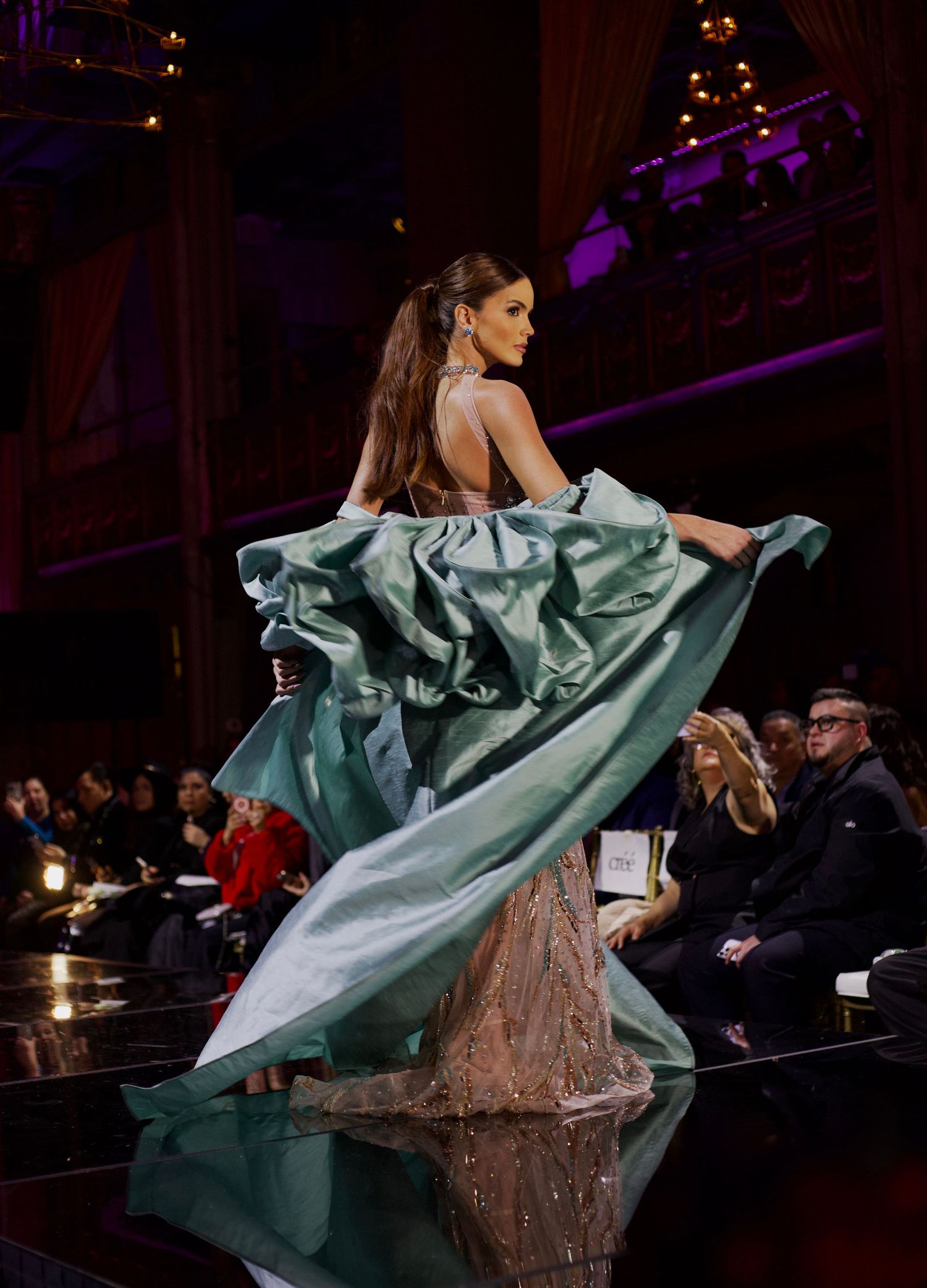 New York Fashion Week AM 2025