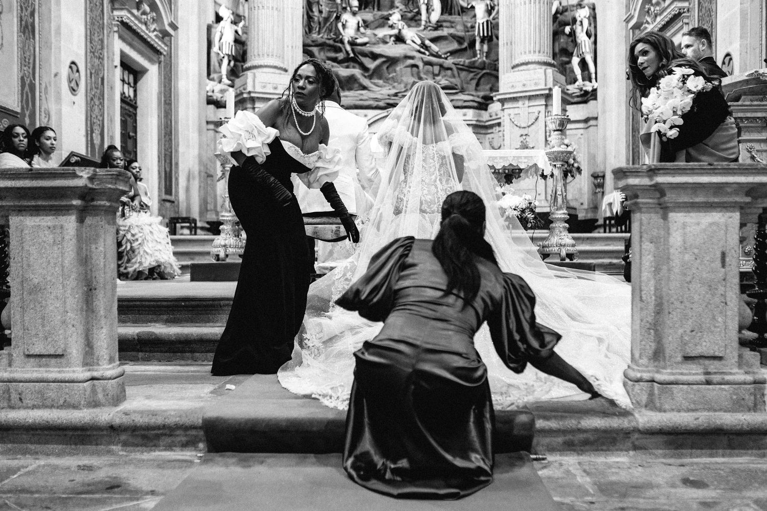 Black and white wedding photos showing couples in elegant poses at a venue.