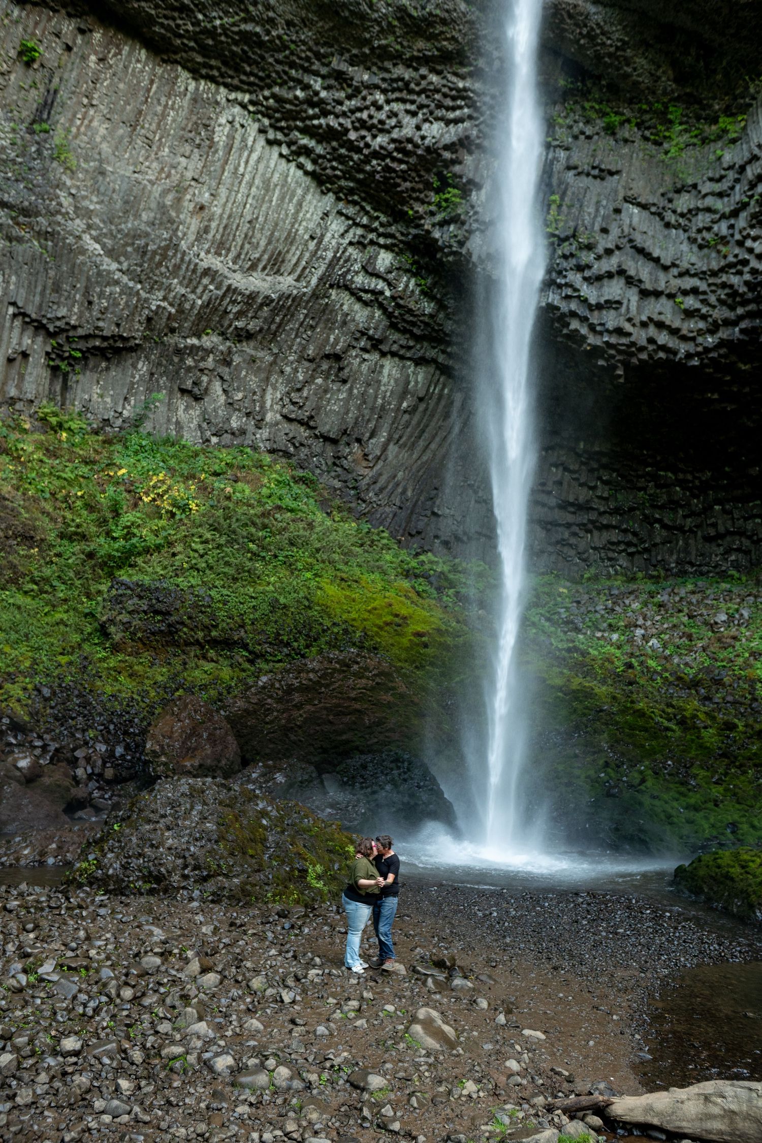 A series of photos shows the majestic Latourell Falls in Oregon cascading down moss-covered columnar basalt cliffs.