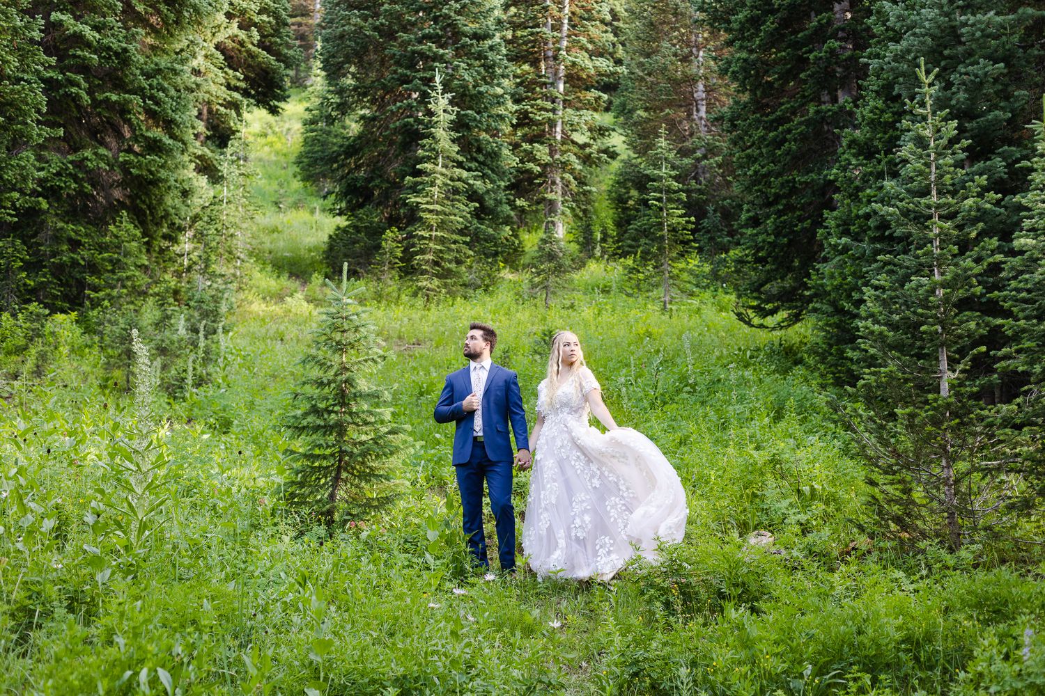 Destination elopement photography in Utah