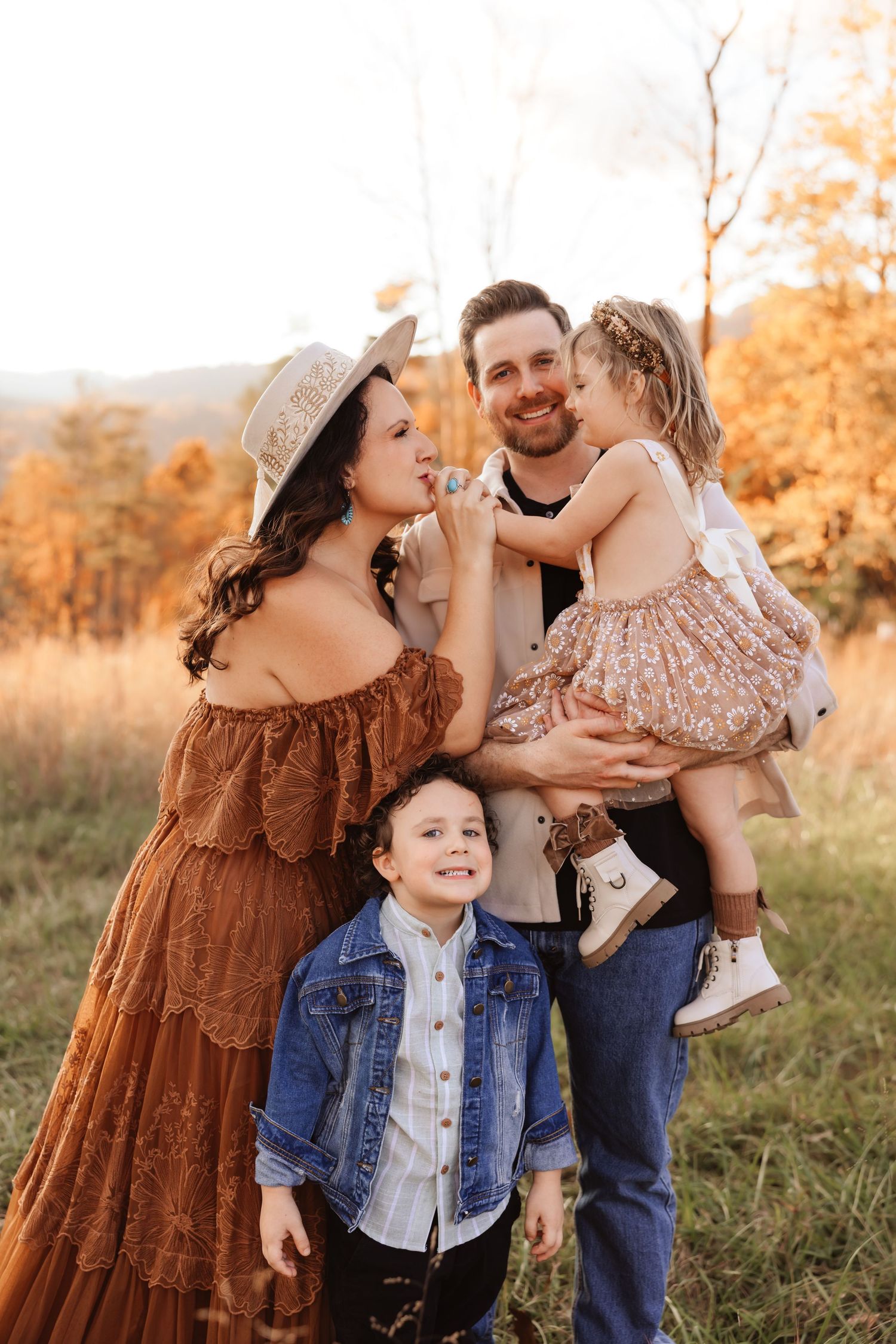 Natural timeless photography family session in Denver NC