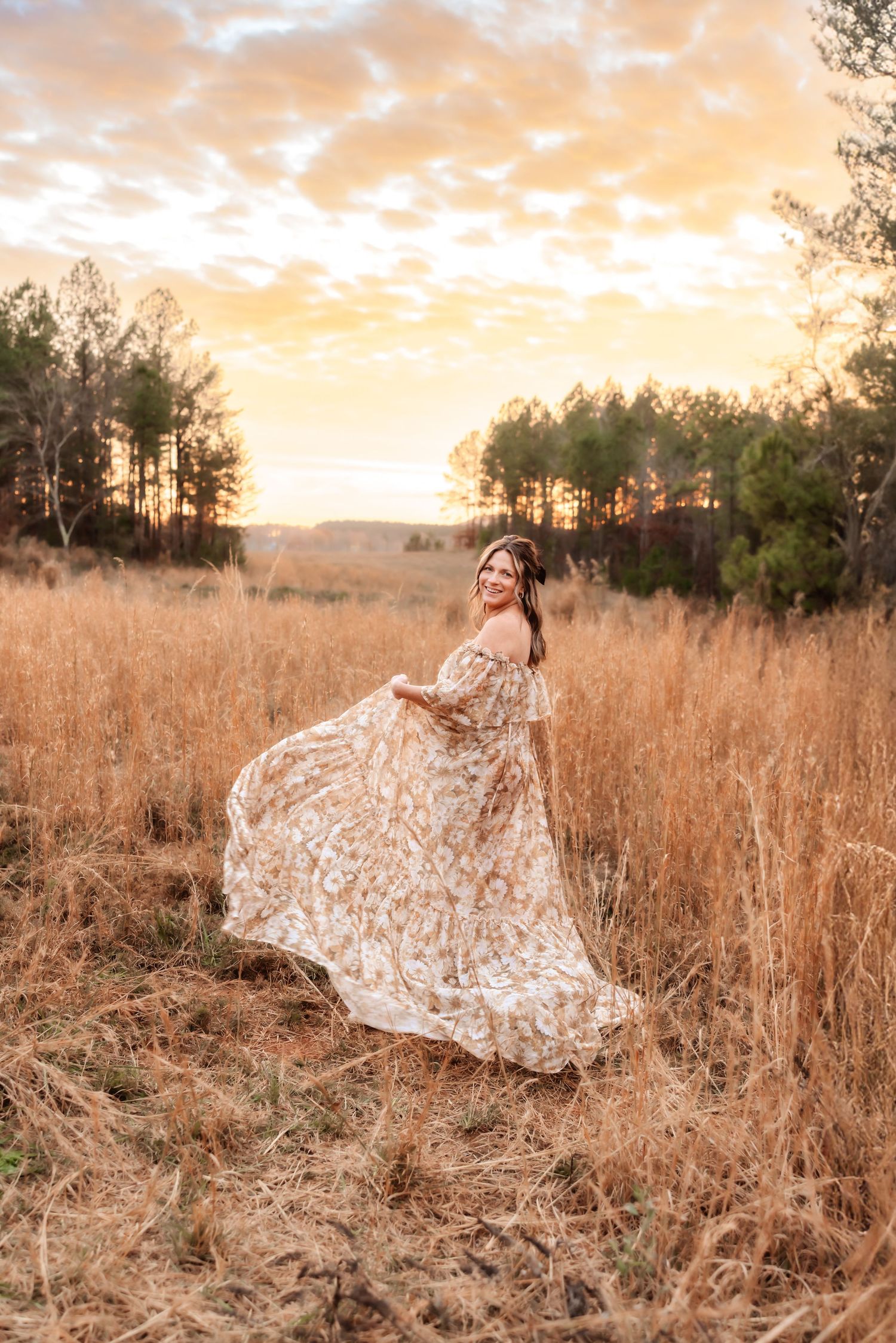 Lifestyle maternity portraits in Denver NC with warm earthy tones