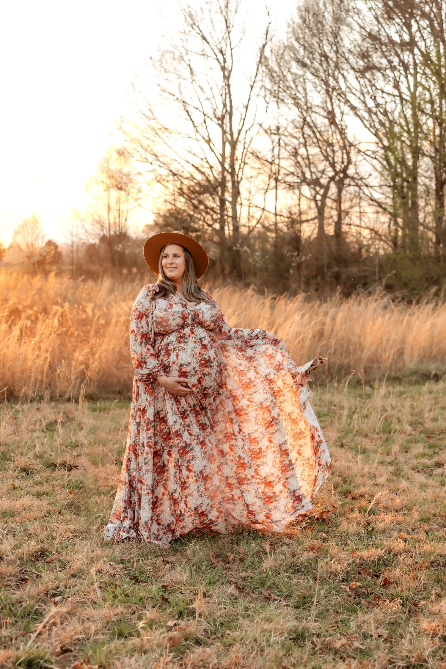 Candid pregnancy photos in Sherrills Ford NC at sunset