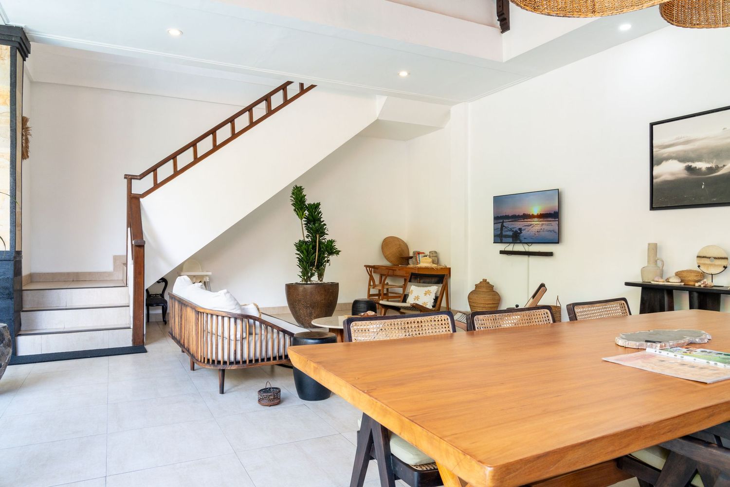 Dining, Lounge room