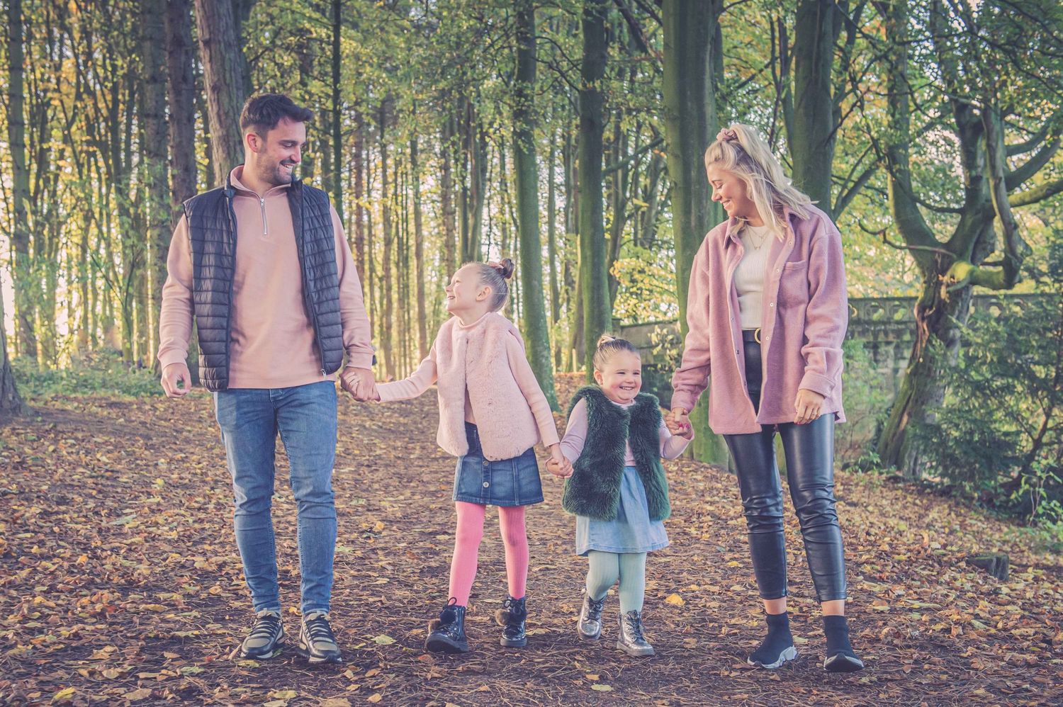 Natural outdoor family photo shoot in Newcastle north east northumberland