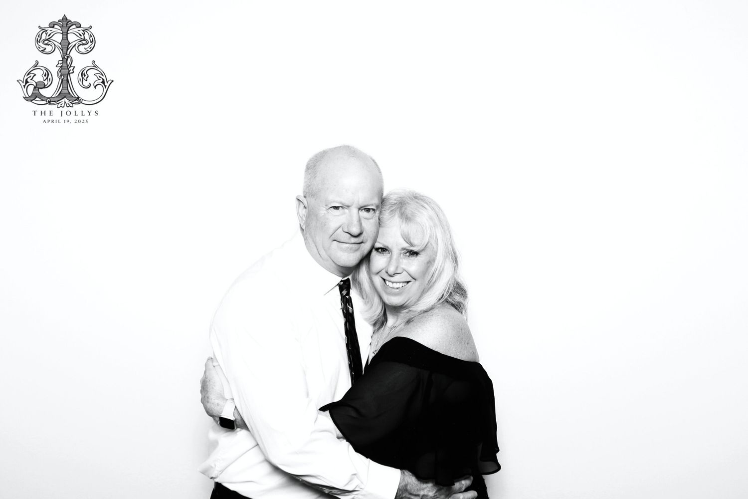 Black and White Glam Booth at Baltimore Museum of Art Wedding