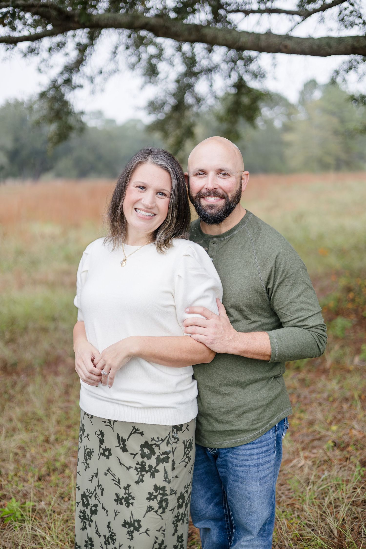 Family portrait of a family in Gulfport MS outdoor