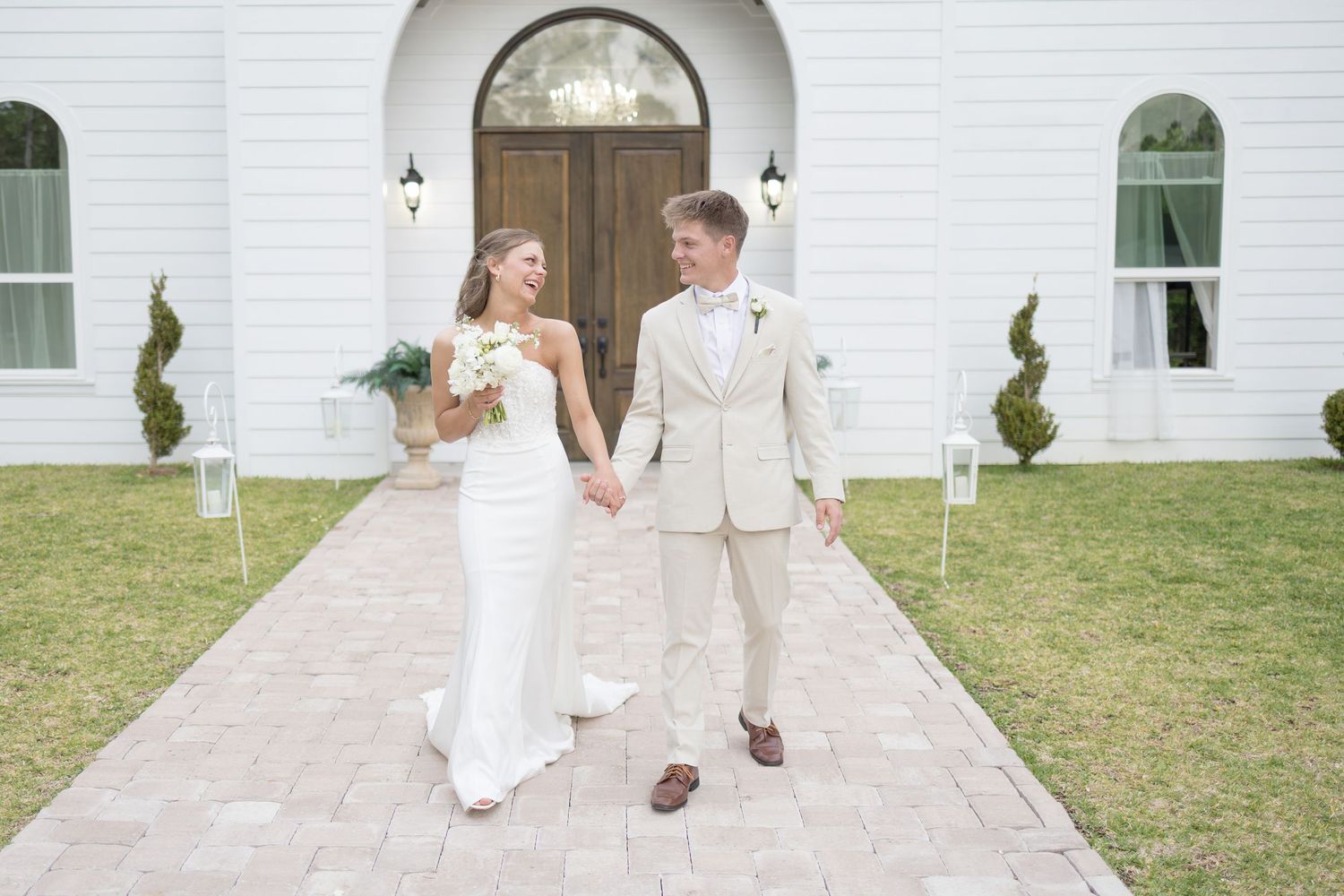 Wedding at Cottonwood Manor