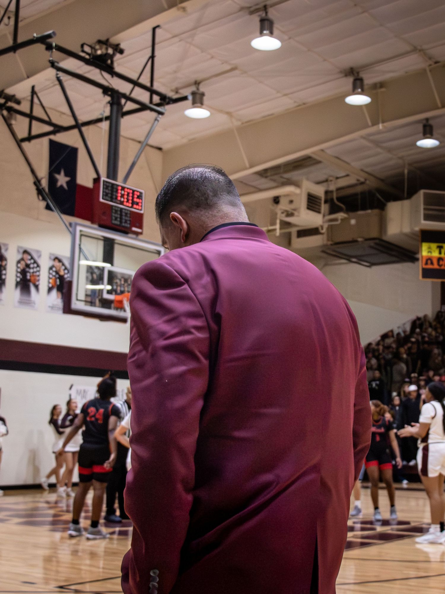 A photo made by shotz.by.jah of a coach