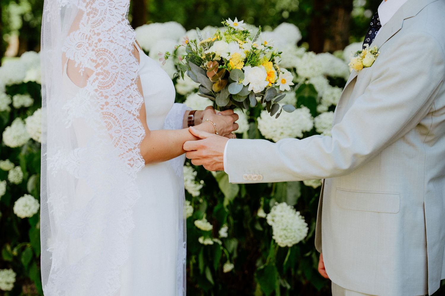 photographie de mariage; Château de brognon; Côte d'or; Dijon; Bourgogne; Maxime Franch