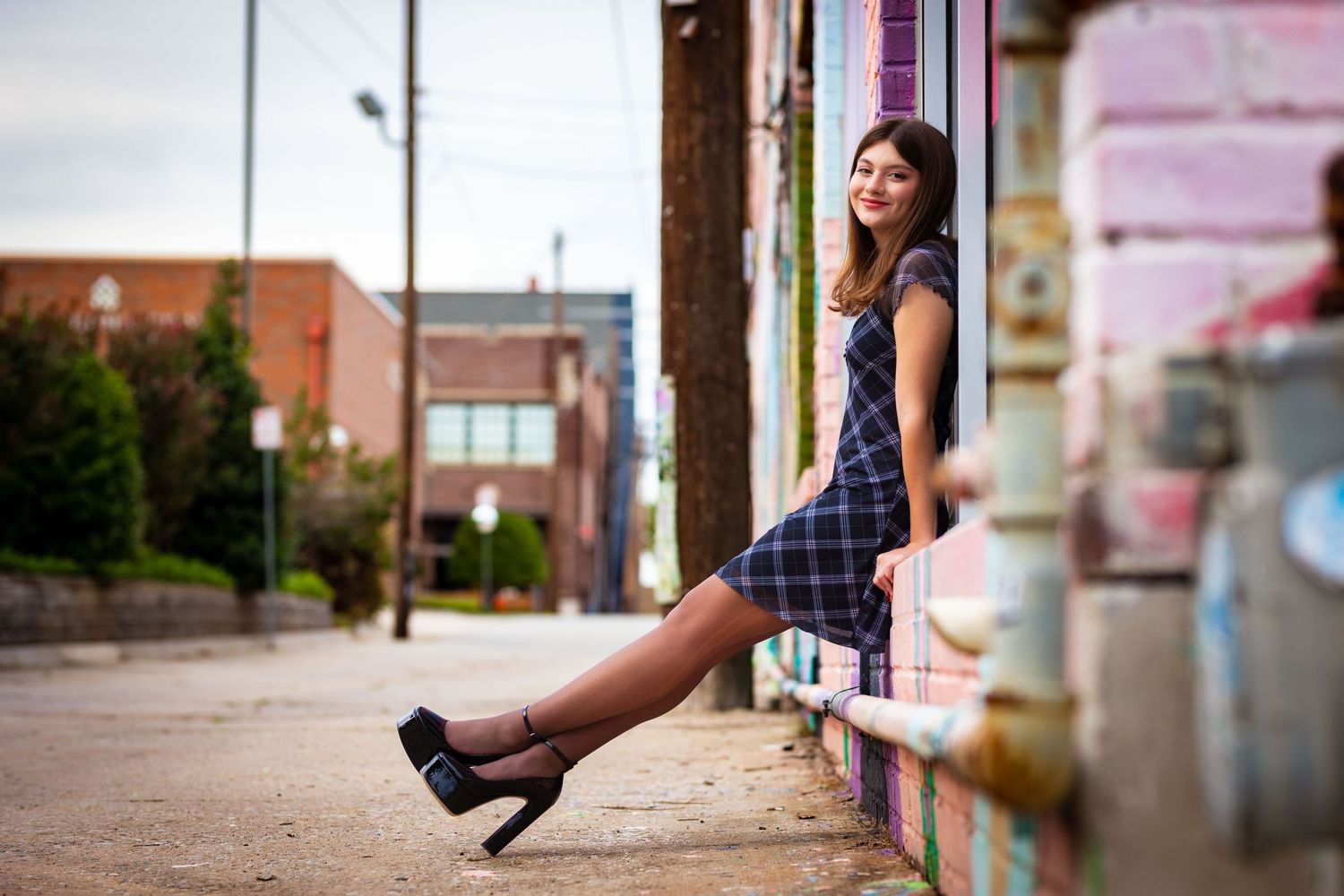 senior downtown portrait