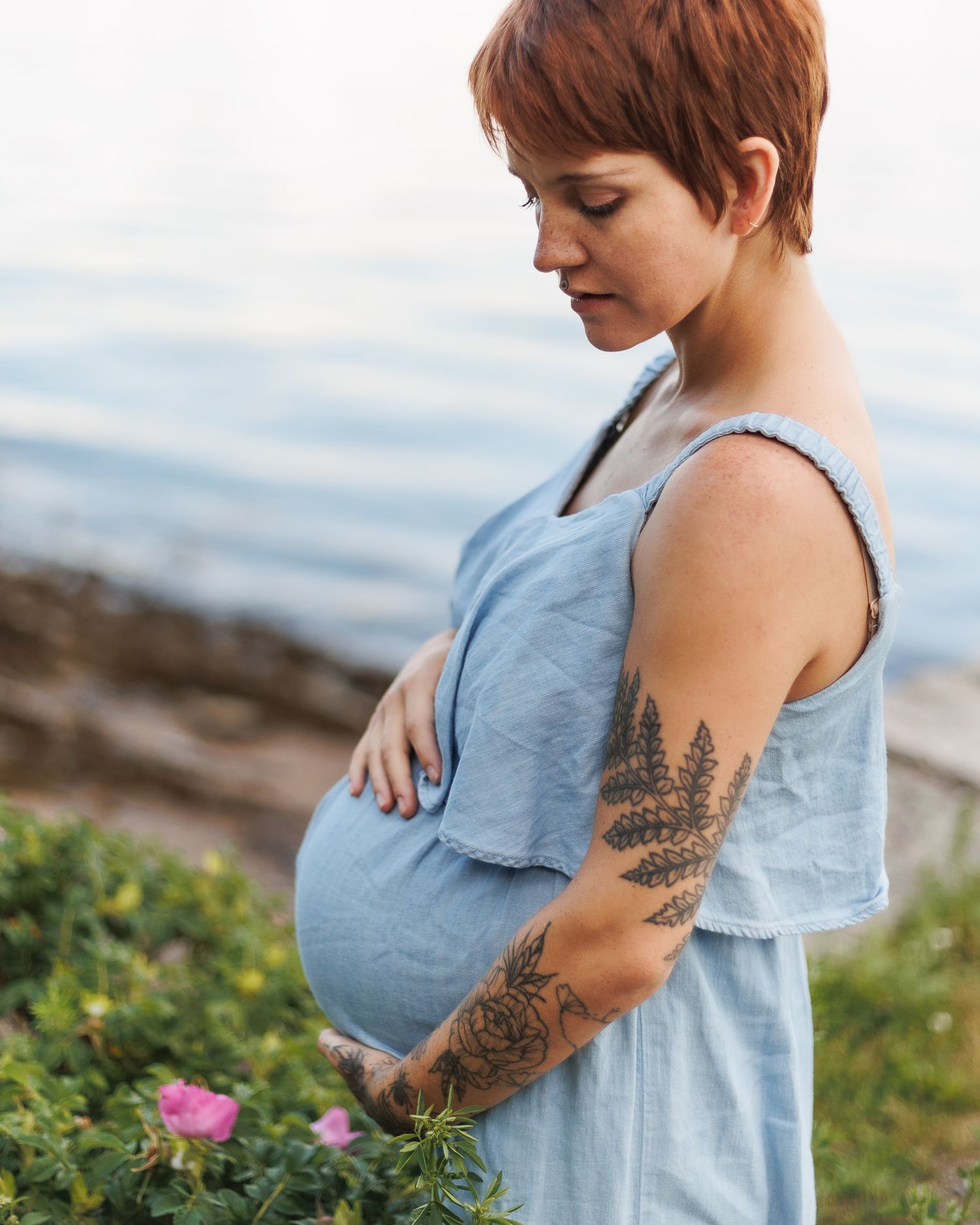 Southern Maine Maternity Portrait Photographer -Ang Foley Foto captures maternity photos across Southern Maine, in and near Greater Portland