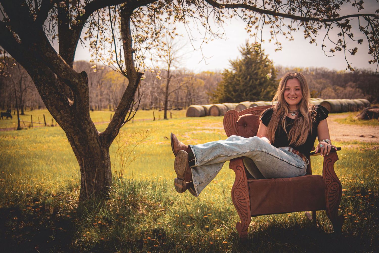 Morgan Akey, Busy Lenses, Missouri Livestock photographer, Kansas City Photographer, Western Photographer, Pet Photographer, Parkville MO