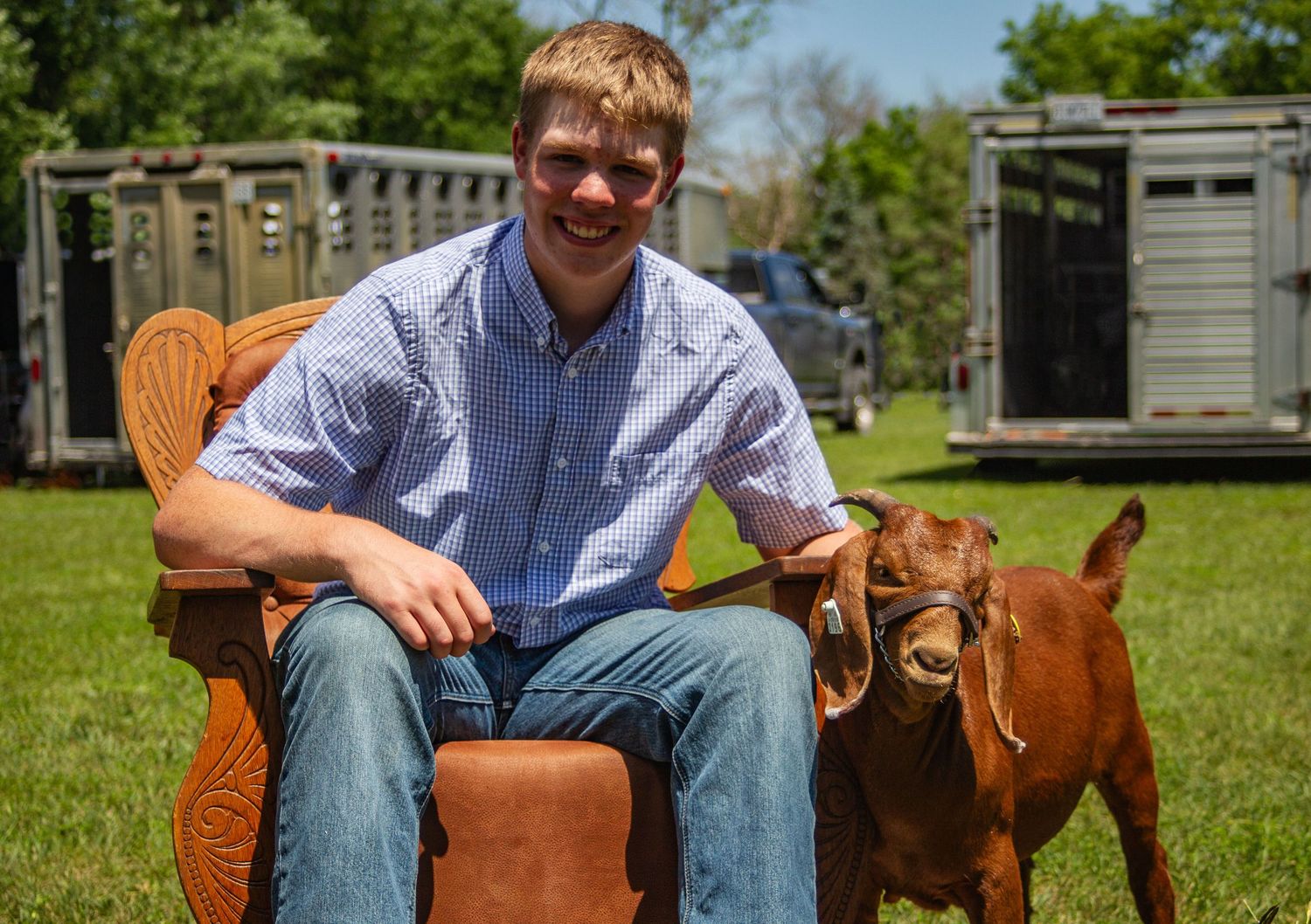 Morgan Akey, Busy Lenses, Missouri Livestock photographer, Kansas City Photographer, Western Photographer, Pet Photographer, Parkville MO