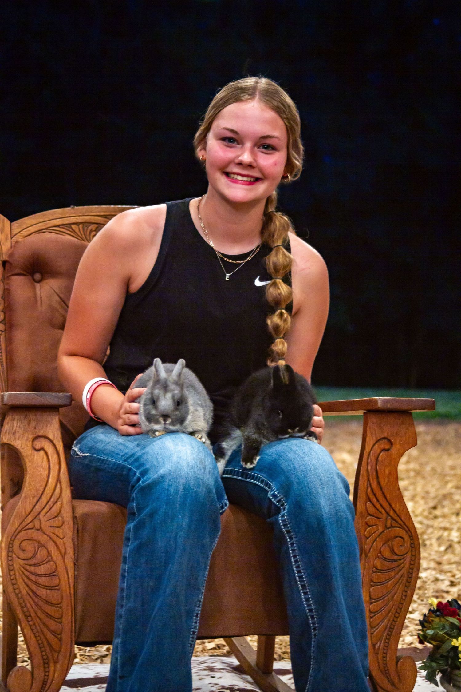 Morgan Akey, Busy Lenses, Missouri Livestock photographer, Kansas City Photographer, Western Photographer, Pet Photographer, Parkville MO