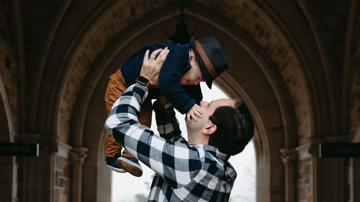 Lifestyle family photo session in Rome, Georgia, captured by Ana De Martino.