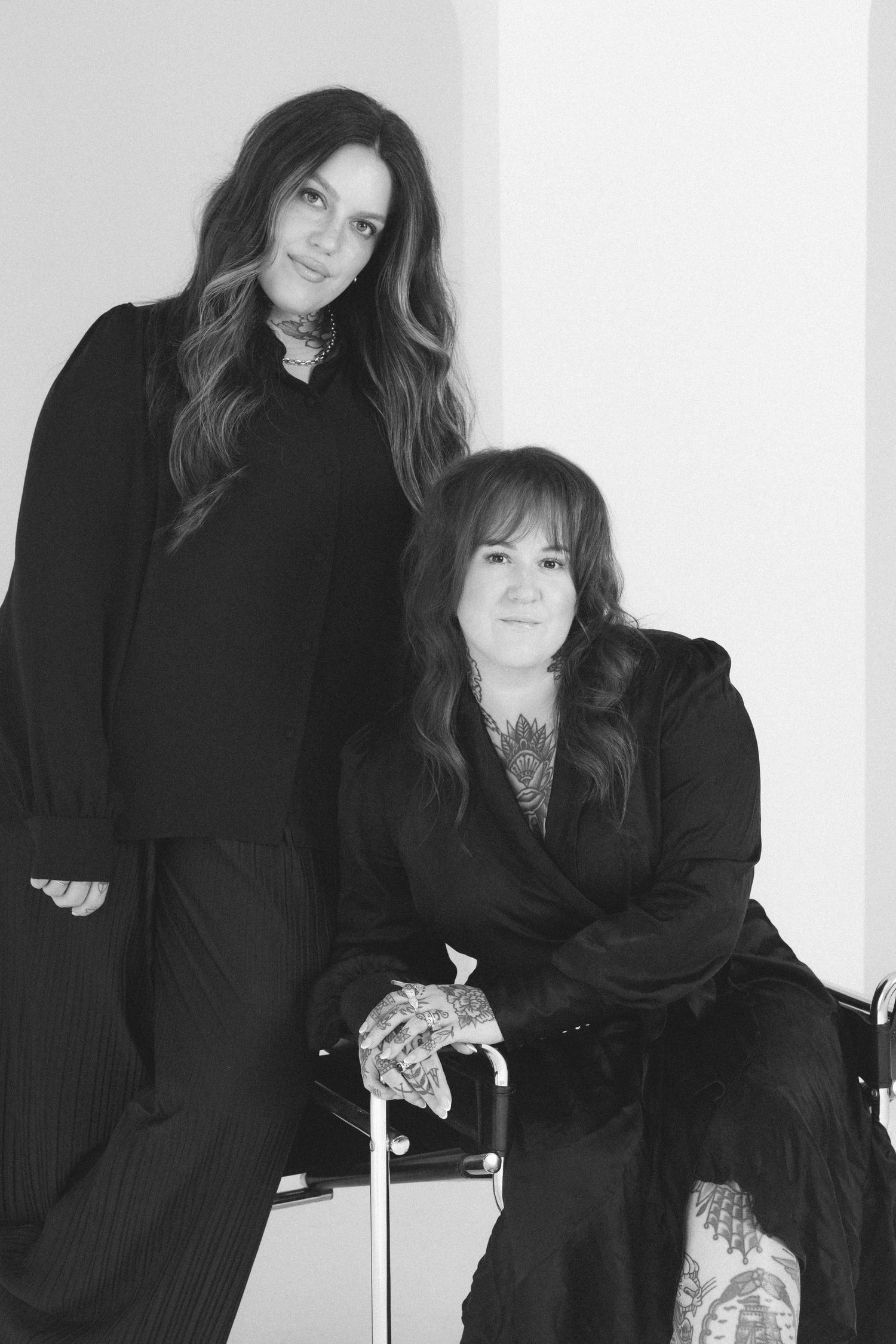 Portrait of Veronique Jones and Vanessa Baribeau, wedding photographers based in Montreal & Toronto who offer images in digital and film.