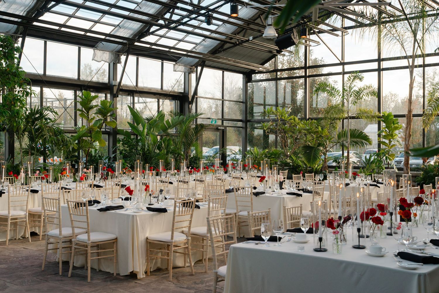 Venue decor in Ottawa at Aquatopia, captured with refined elegance by Veronique Jones. A bespoke blend of documentary and editorial style.