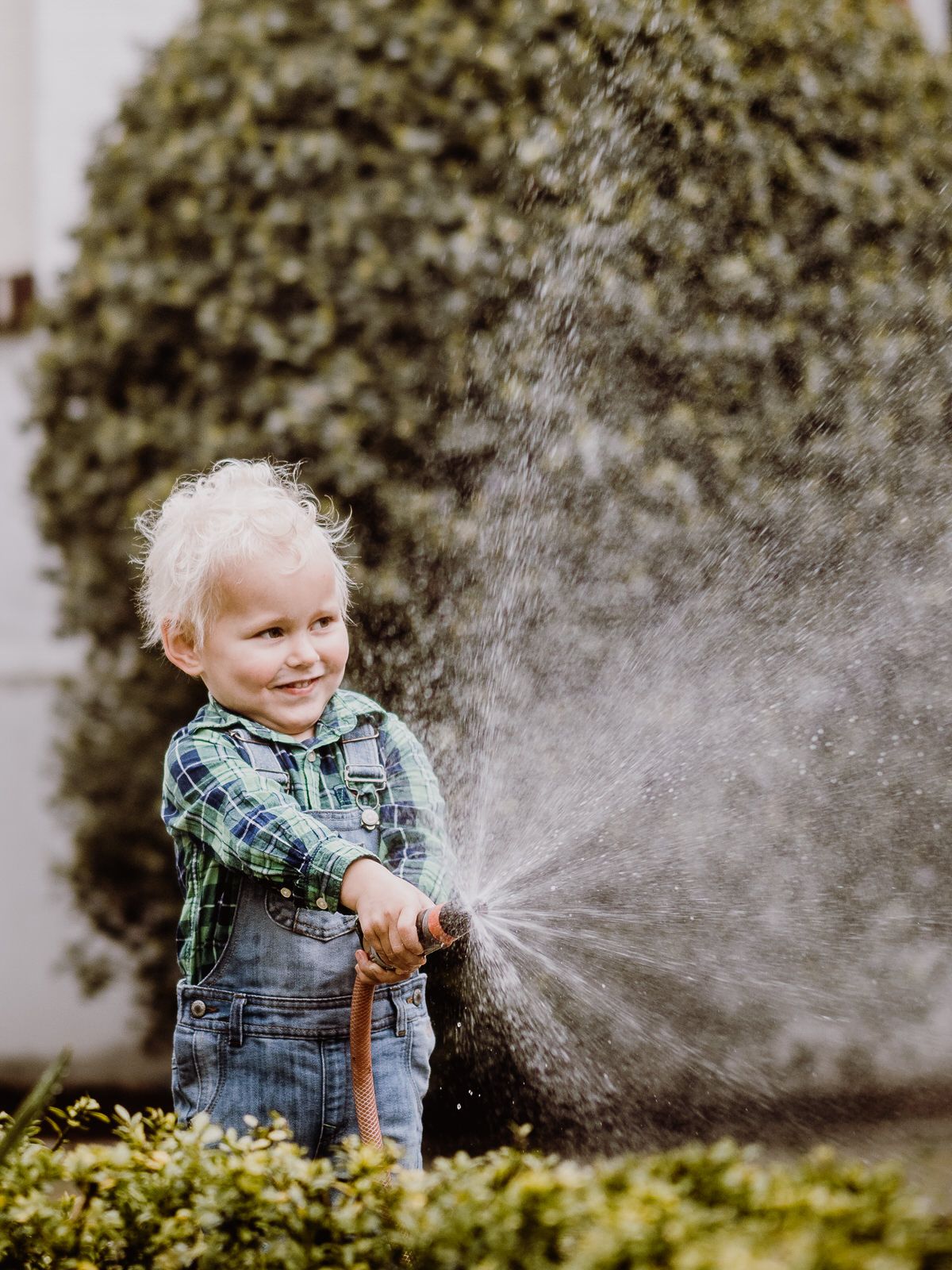 Natürliche Kinder & Familienfotos in Bochum ganz ohne Fotostudio, echt und ungestellt, fotografiert von Christina Förster Fotografie
