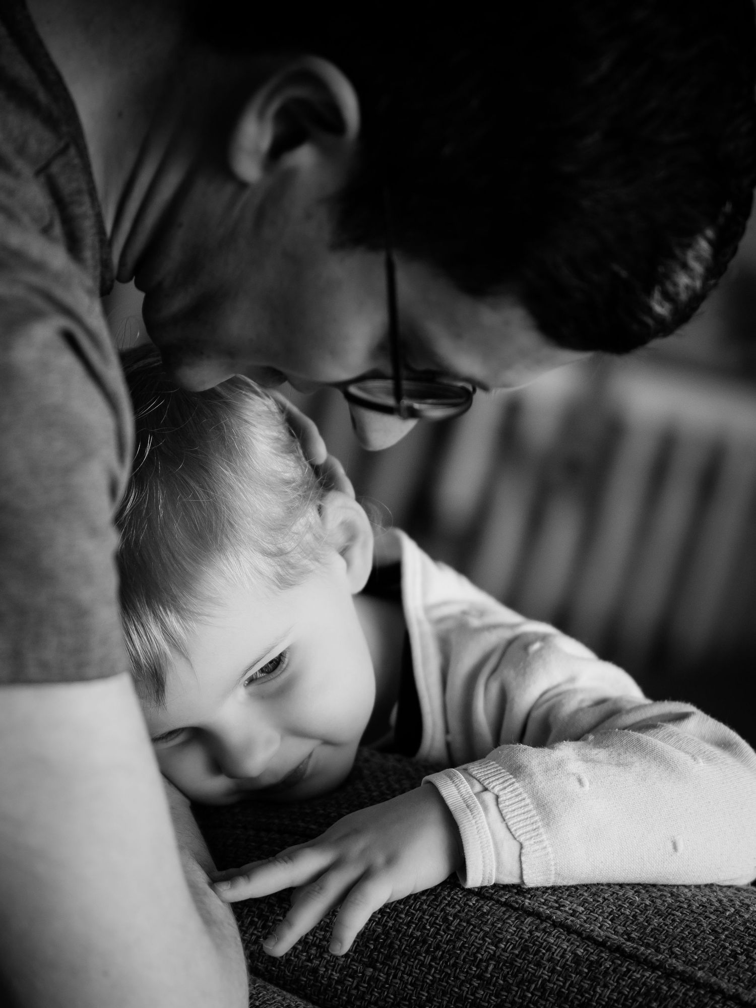 Natürliche Kinder & Familienfotos in Bochum ganz ohne Fotostudio, echt und ungestellt, fotografiert von Christina Förster Fotografie
