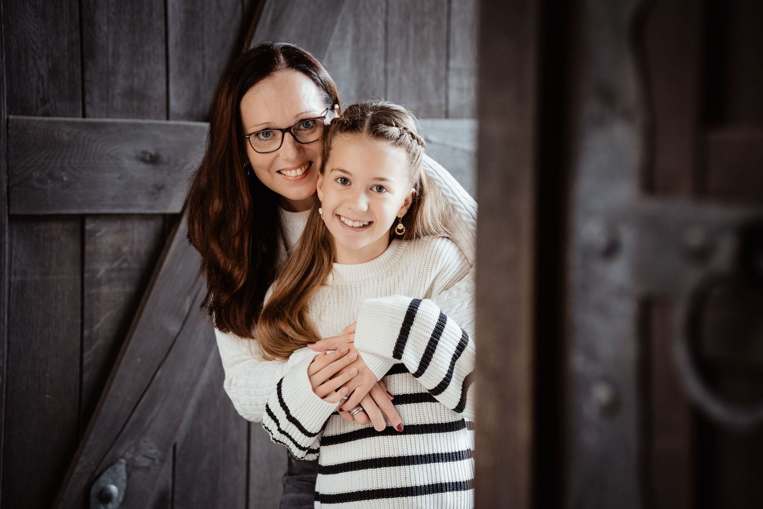 Portrait einer Mutter mit Tochter, fotografiert von Fotografin Christina Förster, Fotograf Bochum, Witten, Hattingen, NRW