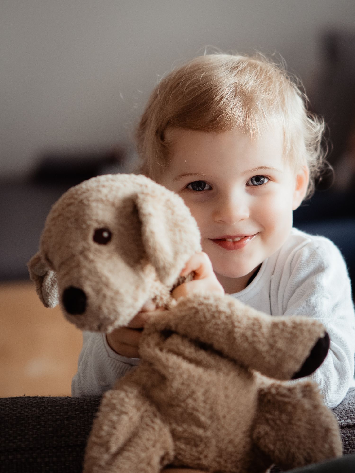 Natürliche Kinder & Familienfotos in Bochum ganz ohne Fotostudio, echt und ungestellt, fotografiert von Christina Förster Fotografie