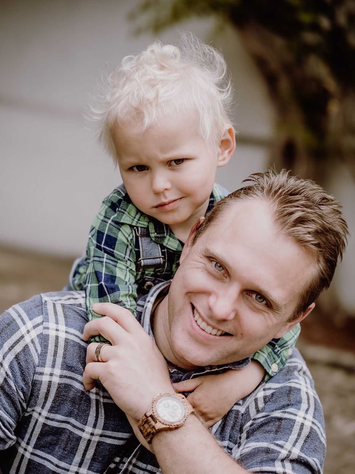 Natürliche Kinder & Familienfotos in Bochum ganz ohne Fotostudio, echt und ungestellt, fotografiert von Christina Förster Fotografie