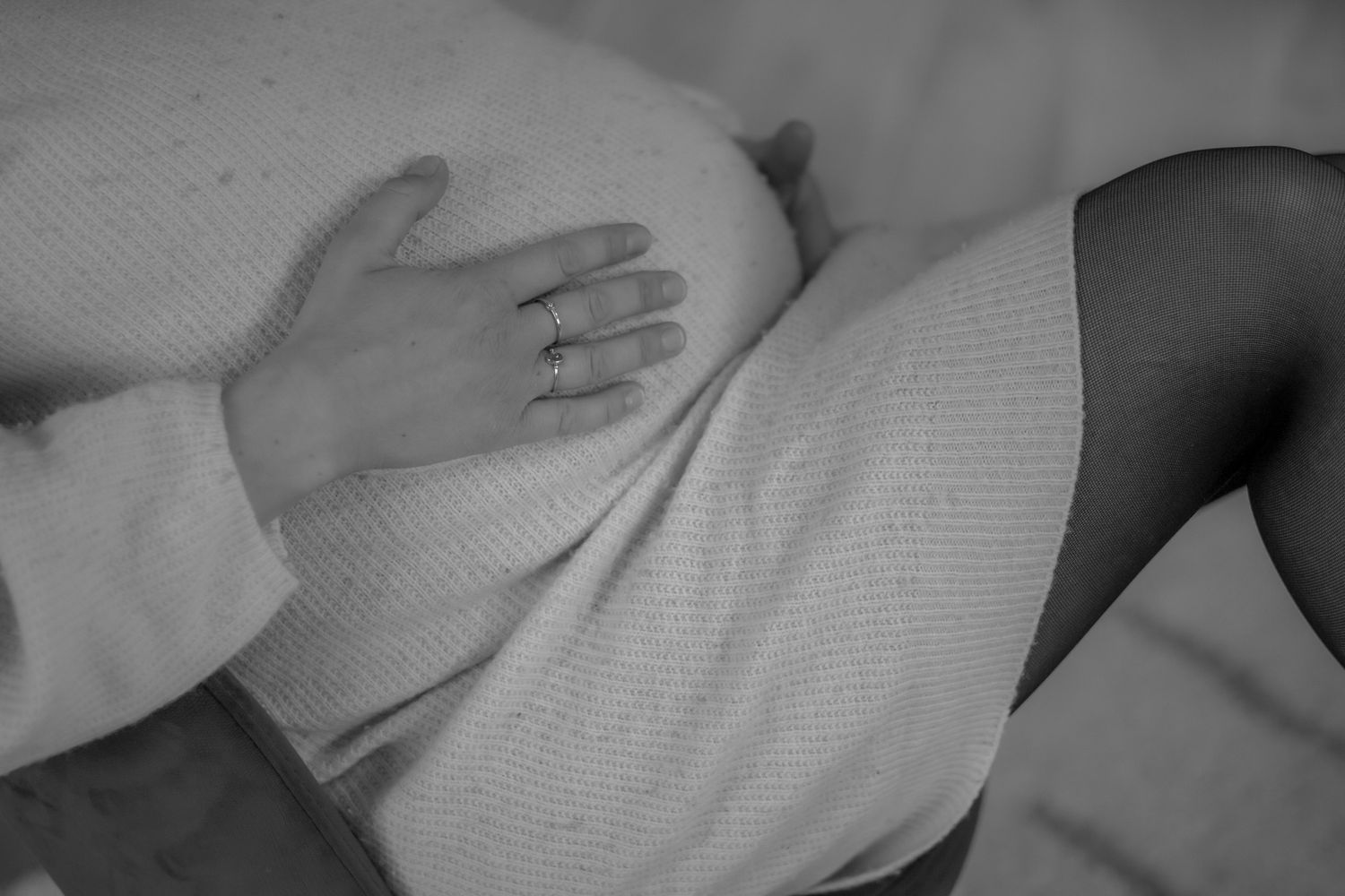 séance grossesse à domicile dans l'ouest lyonnais