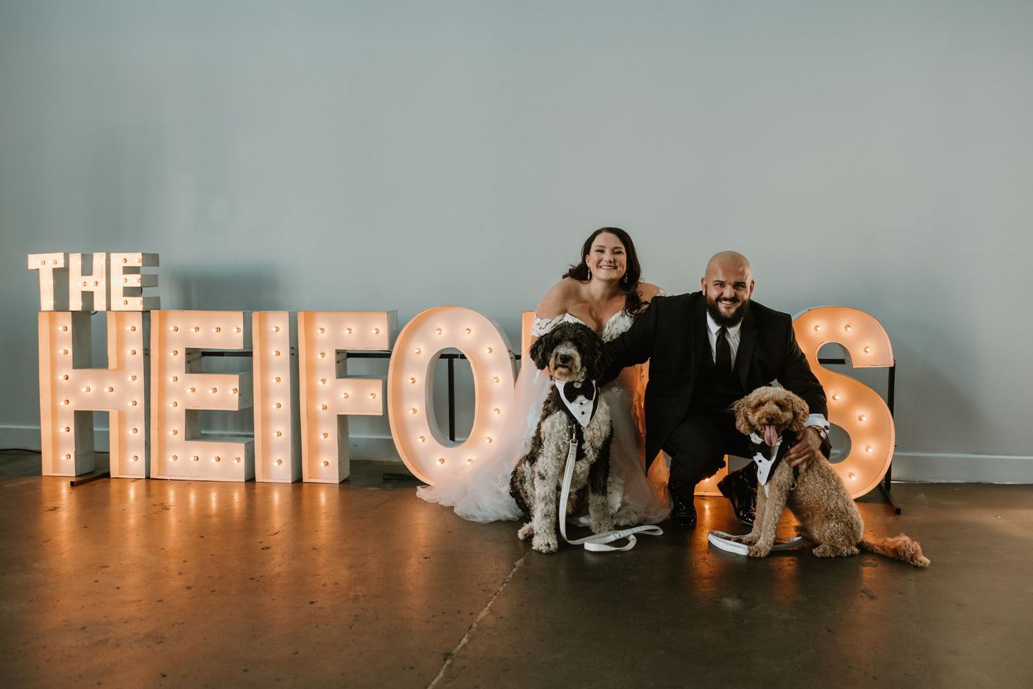 Wedding pet care attendant in Minneapolis