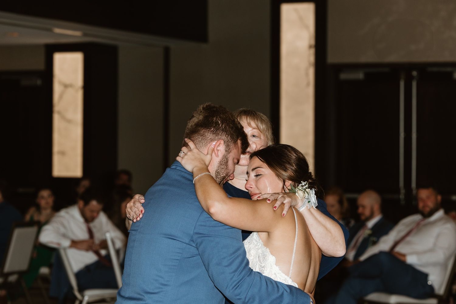 Minneapolis wedding photographer photographing real wedding moments