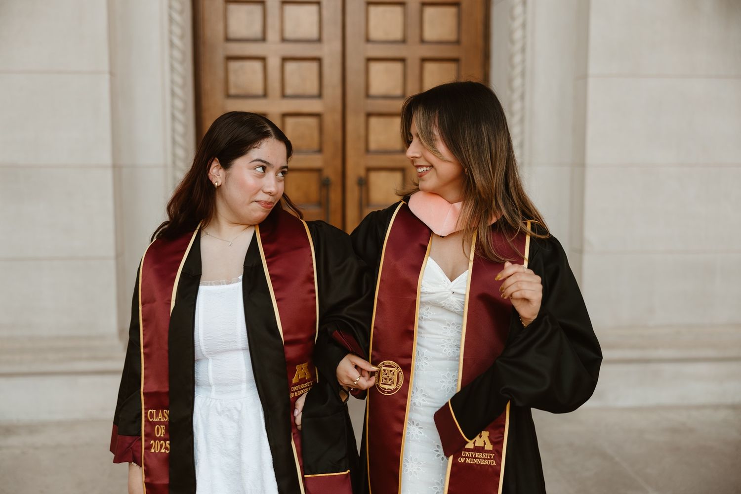 University of St Thomas graduation photo session