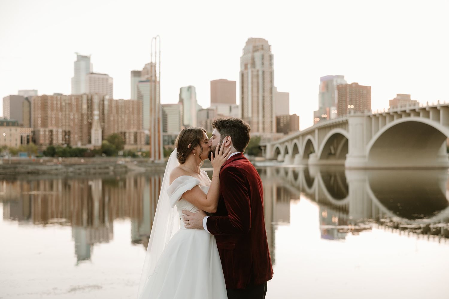 Minneapolis wedding photographer capturing timeless wedding portraits