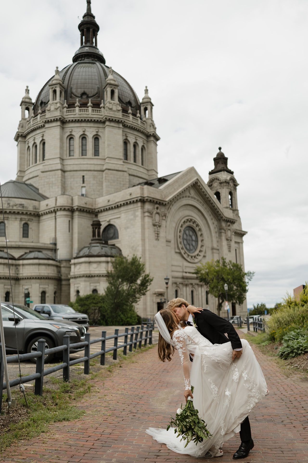 Minneapolis wedding photography in front of the St. Paul Cathedral