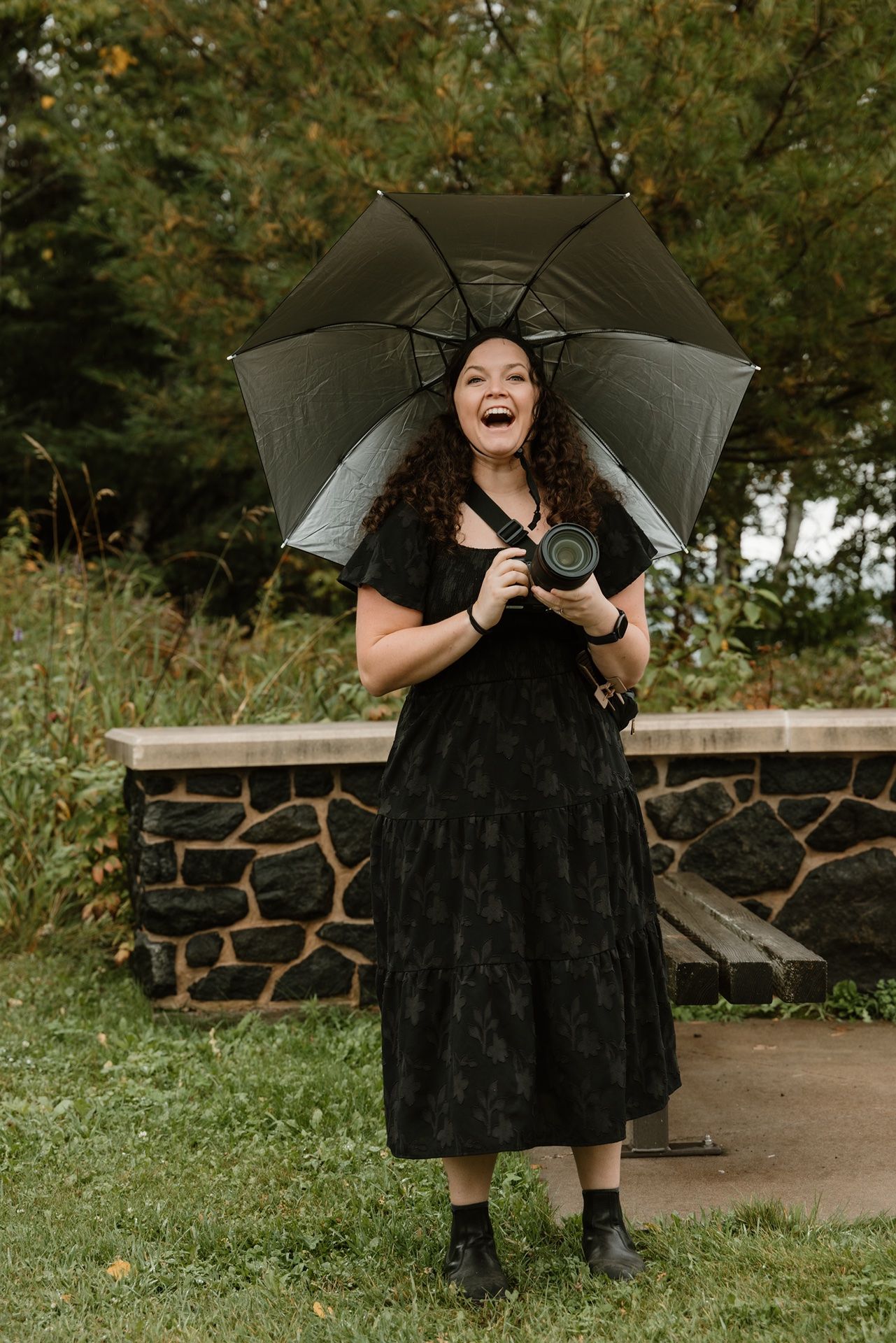 Fun and upbeat Minnesota wedding photographer who will make you laugh.