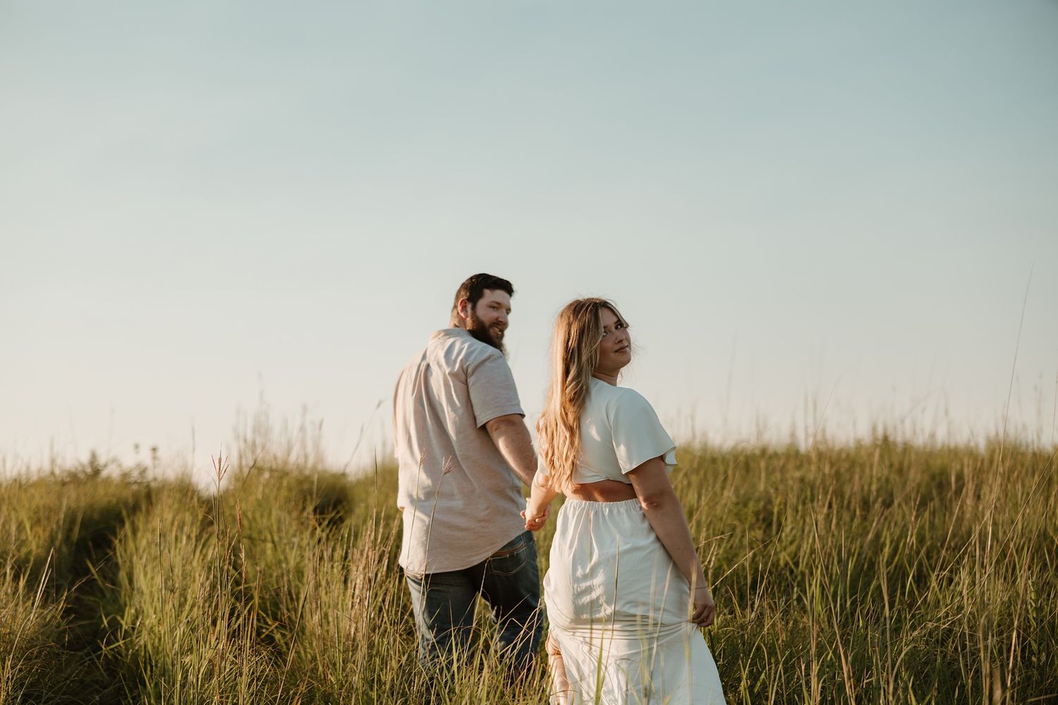 Minneapolis Engagement Photographer capturing authentic and carefree images