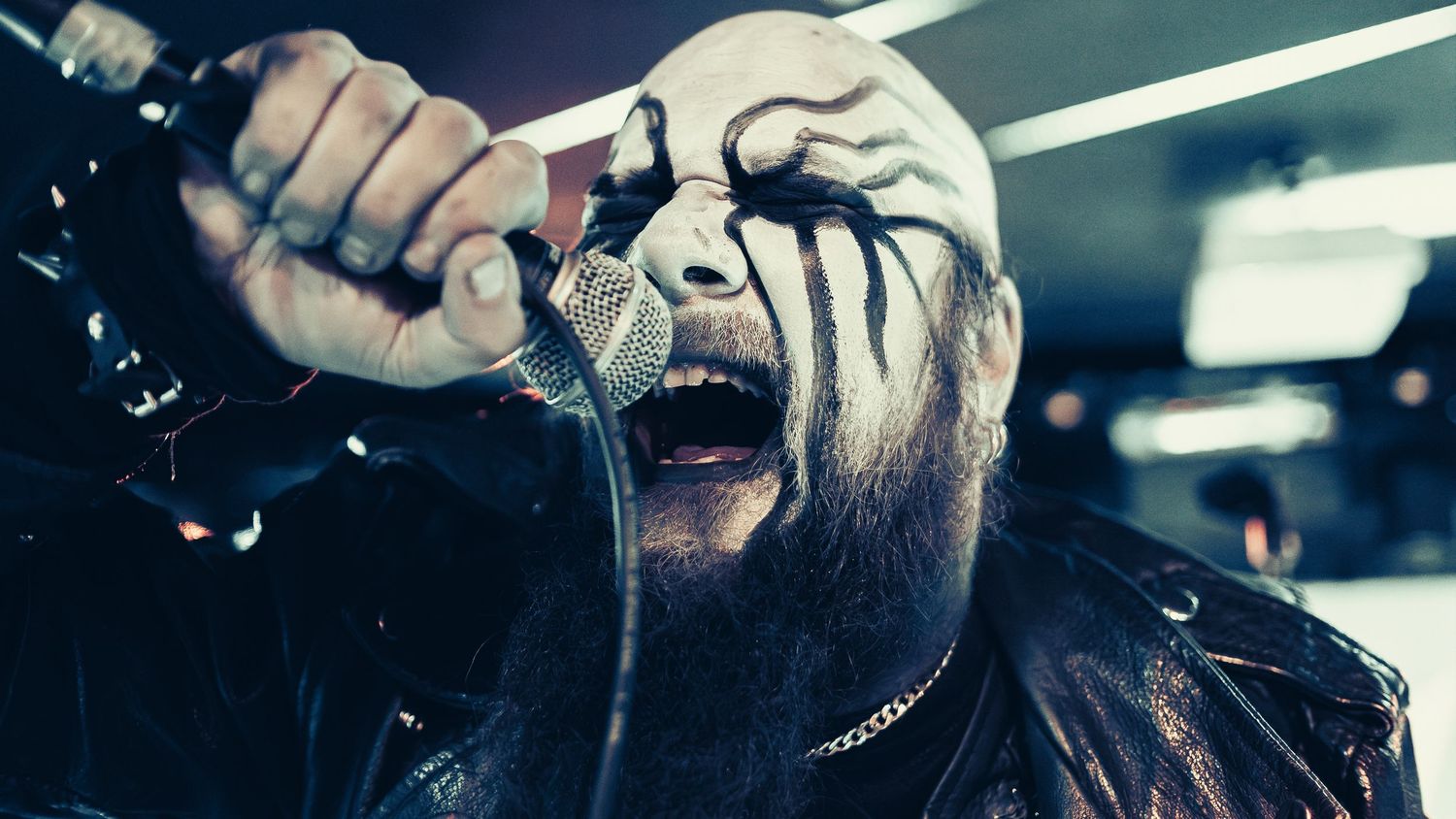 Only Metal Photos -