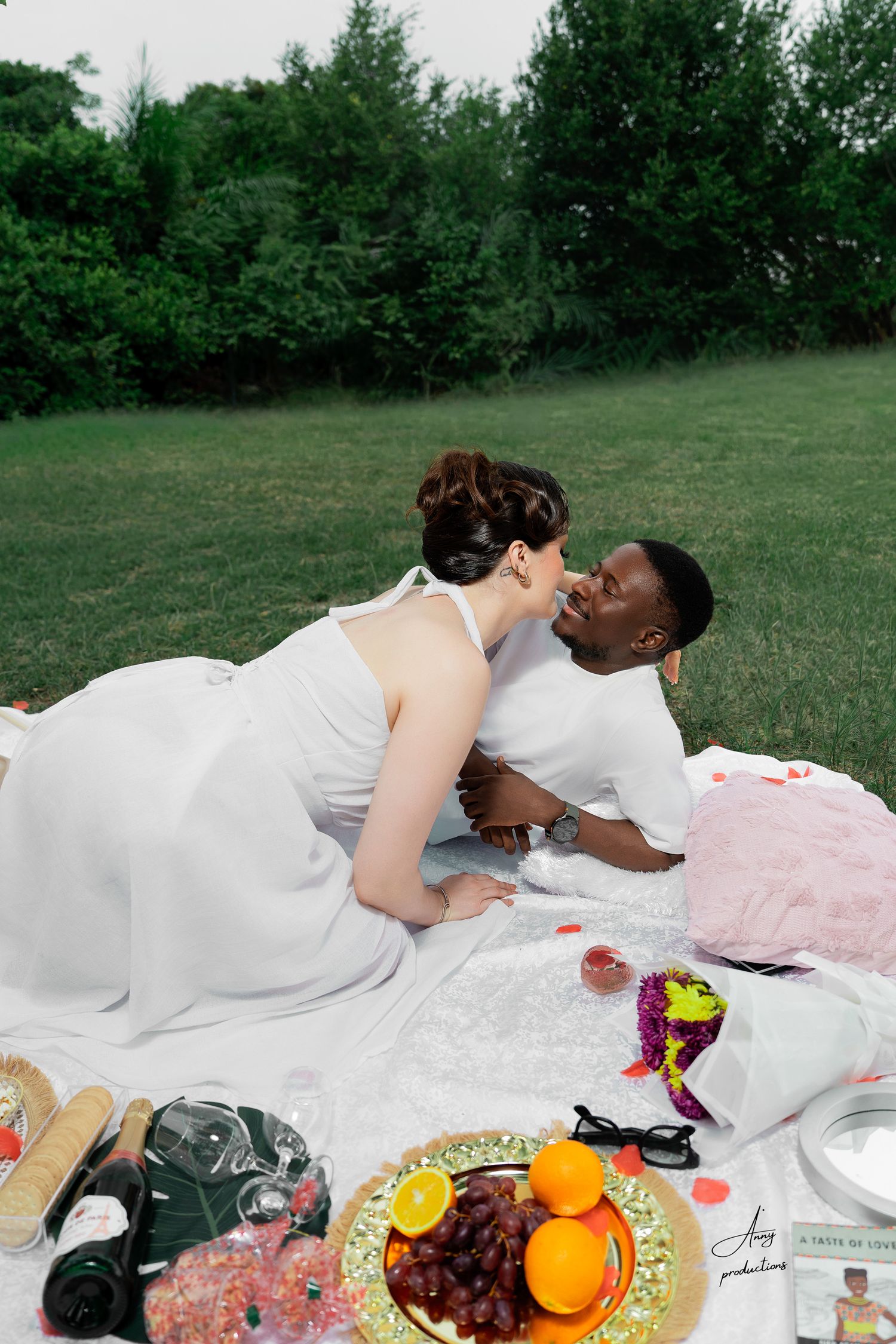 couple portrait photoshoot, photographed by Anny Productions Photography.